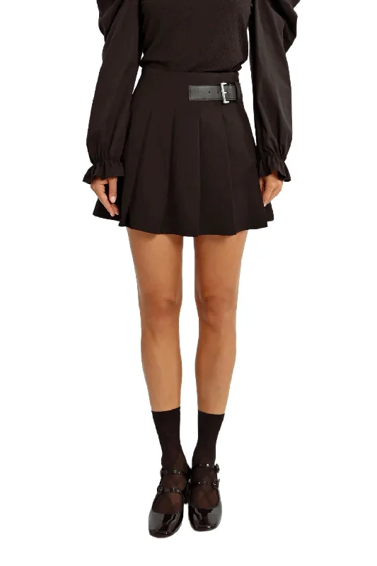 Parisan Pleat Buckle Skirt In Black