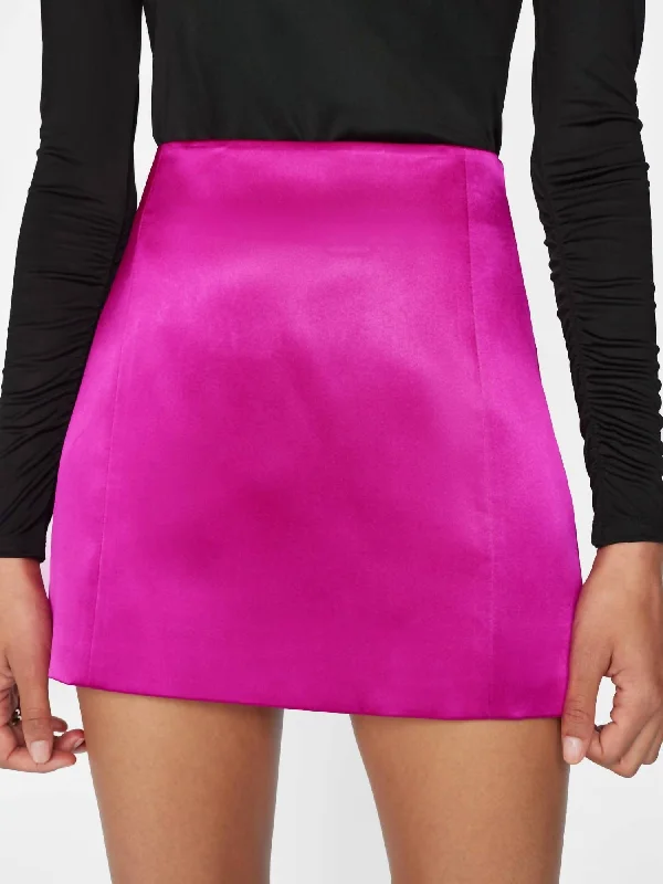 Seamed Mini Skirt In Magenta