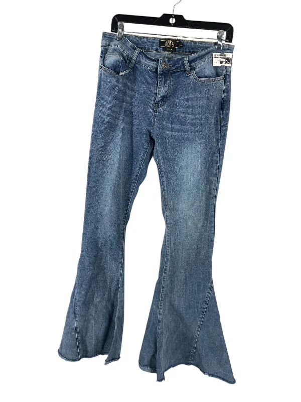 Jeans Flared By Clothes Mentor In Blue Denim, Size: 8